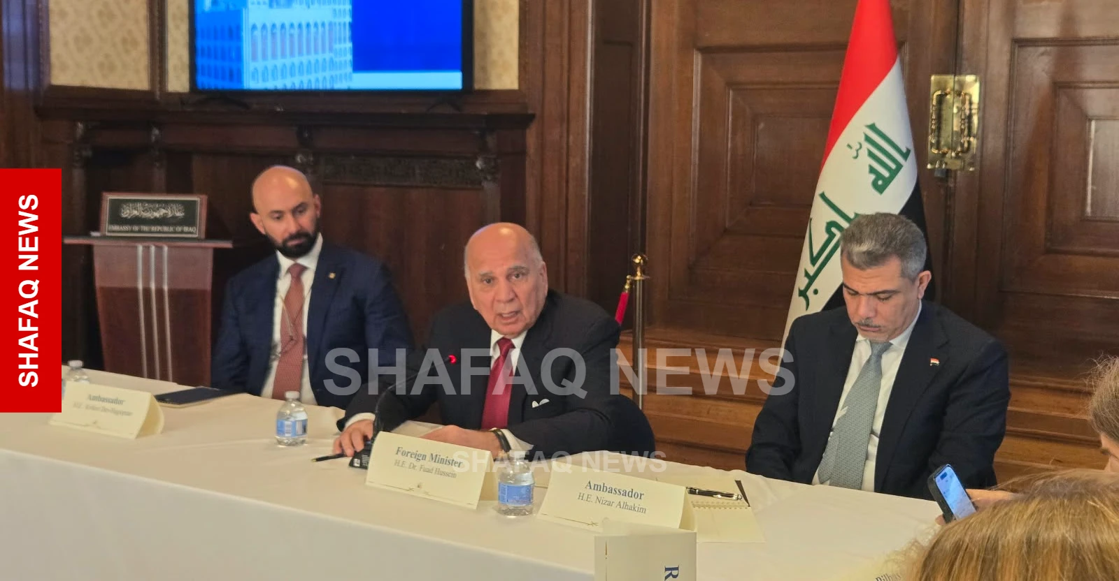فؤاد حسين: 3 فصائل بدأت تسليم سلاحها وبغداد وسعت الربط الكهربائي مع دول المنطقة