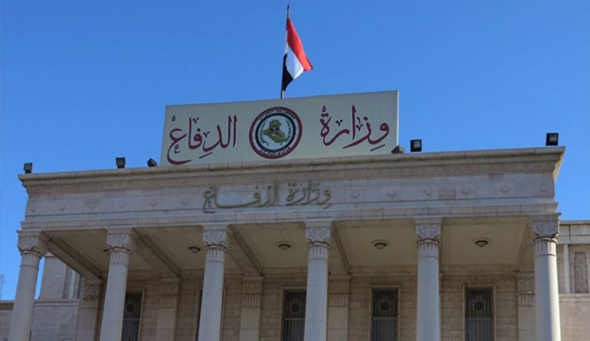 الدفاع تنفي سقوط طائرة F-16 خلال استعراض يوم السيادة