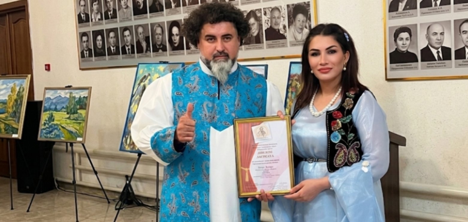 مسرحية “سلمى” لفرقة هەوار الكركوكية تحصد جائزة التميز الفني بمهرجان أوستروفسكي في روسيا