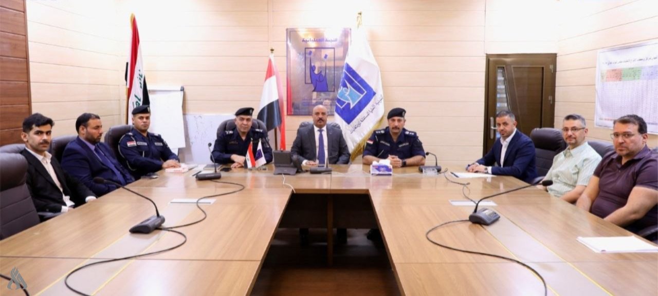 المفوضية تتسلم بيانات موظفيها لإجراء اختبار ومحاكاة لاستخدام البطاقة الوطنية بالانتخابات المقبلة