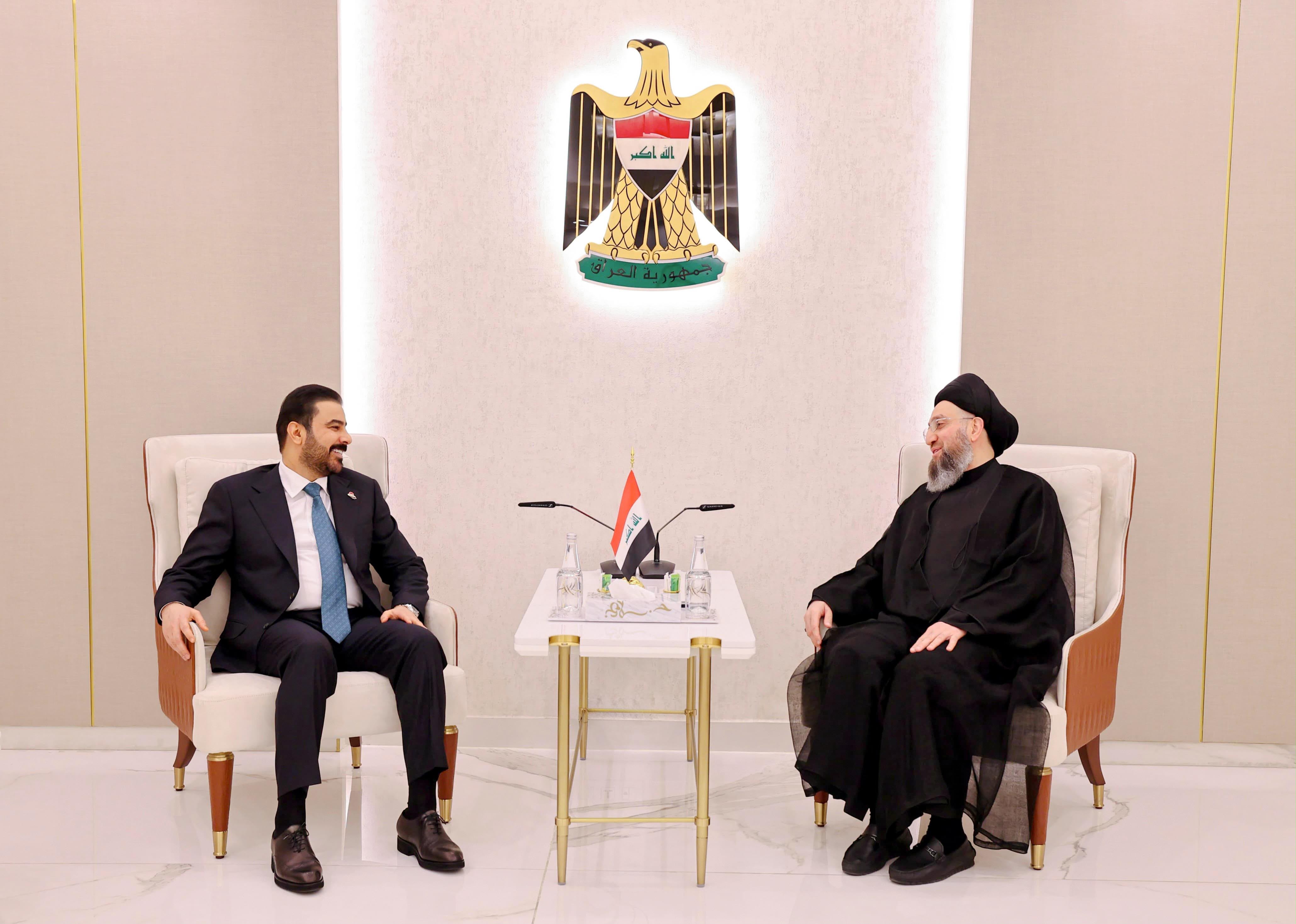 الزيدي والحكيم يناقشان جهود الحكومة وخططها في تنفيذ بنود البرنامج الحكومي