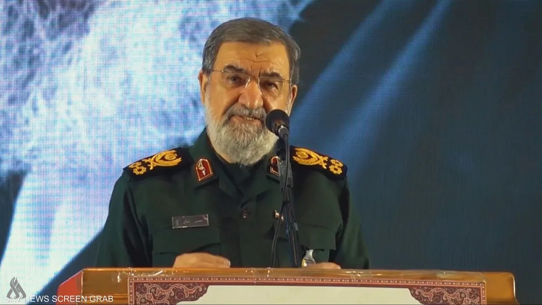 رضائي: إيران تعتزم إعلان منطقة محظورة قرب مضيق هرمز