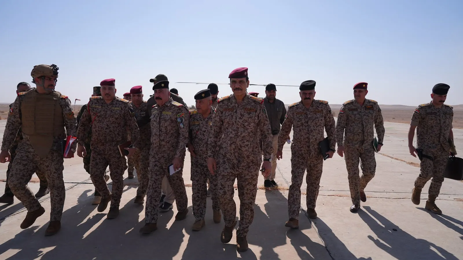 يار الله يصل الى قاطع عمليات البادية لمتابعة جاهزية القطعات وتأمين الصحراء