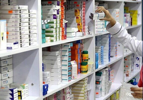 الصحة النيابية تكشف عمل لجنة تسعير وتسويق الأدوية