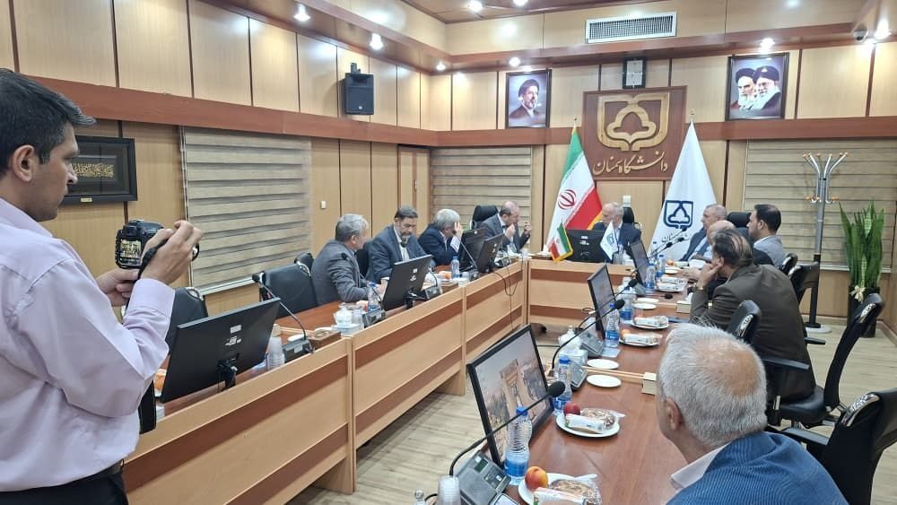 وزارة الخارجية توفد لجنة إلى محافظة سمنان الإيرانية لمتابعة حادث الاعتداء على الطلبة العراقيين