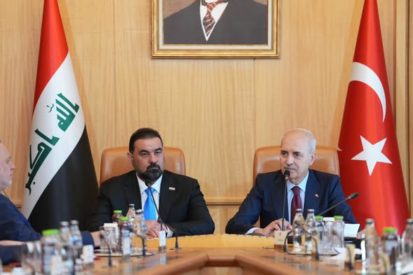 الحلبوسي وقورتولموش يترأسان مباحثات برلمانية موسعة لتعزيز التعاون الاستراتيجي بين العراق وتركيا