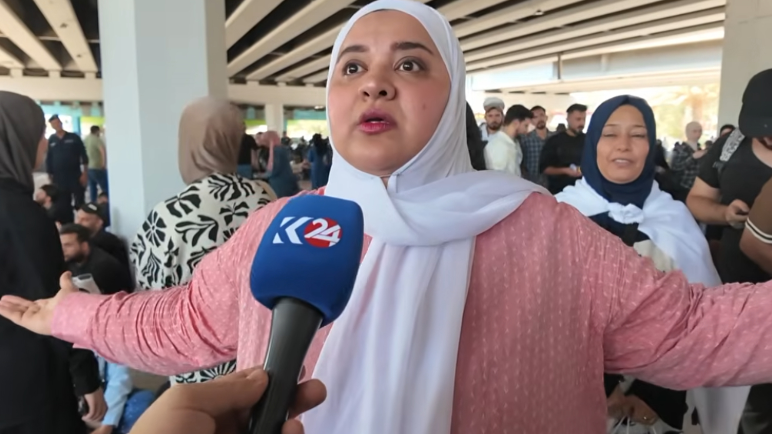 بغداد.. حملة الشهادات العليا يواصلون اعتصامهم المفتوح وسط قمع أمني وتجاهل حكومي لمطالبهم