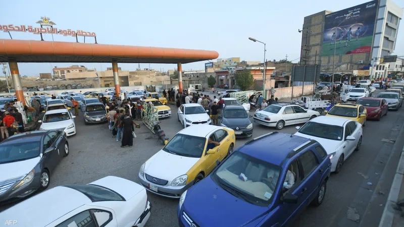أزمة البنزين تتجدد في العراق.. 59 محطة في البصرة تواجه ملفاً ضريبياً ووزارة النفط تكشف الأسباب