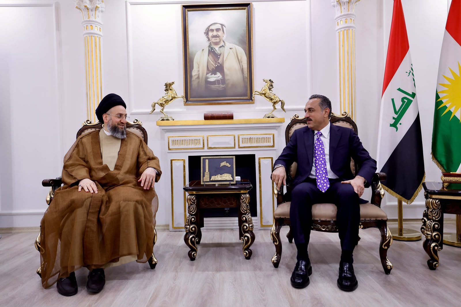 الحكيم يزور ديوان محافظة أربيل ويلتقي بالادارة المحلية فيها