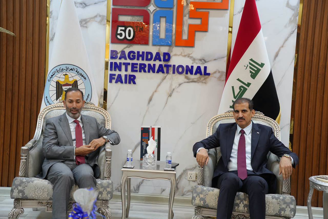 التجارة تبحث مع السفير الأردني تعزيز التعاون المشترك في المجال الاقتصادي والمعارض