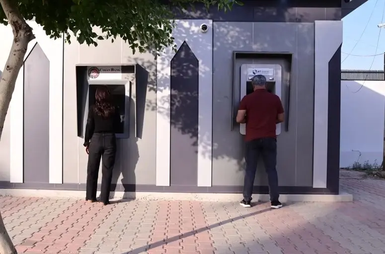 نحو 87 ألفاً من موظفي العقود في إقليم كوردستان ينتظرون تثبيتهم على الملاك الدائم