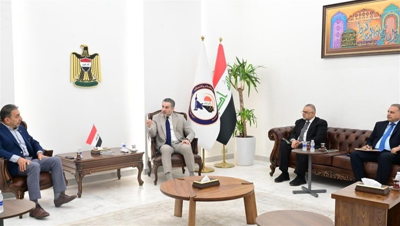 هيئة الإعلام تعلن وضع خطة لبناء بنية تحتية للذكاء الاصطناعي