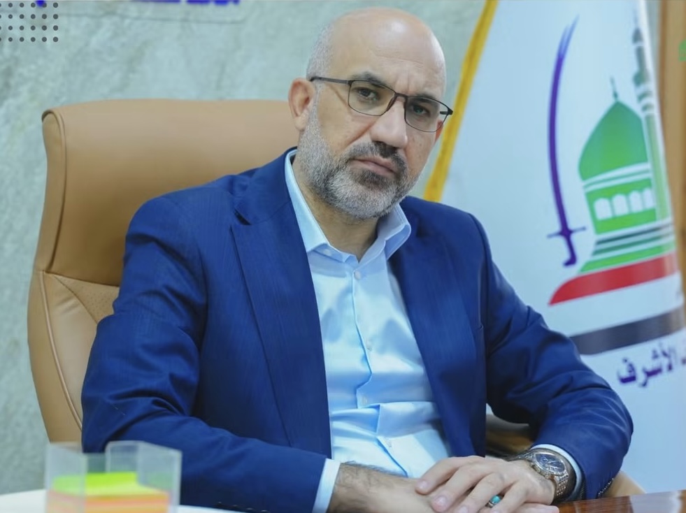 الادارة المحلية بالنجف : مطالبة ادارة مطار المحافظة بكشف أسماء مزدوجـي الرواتب