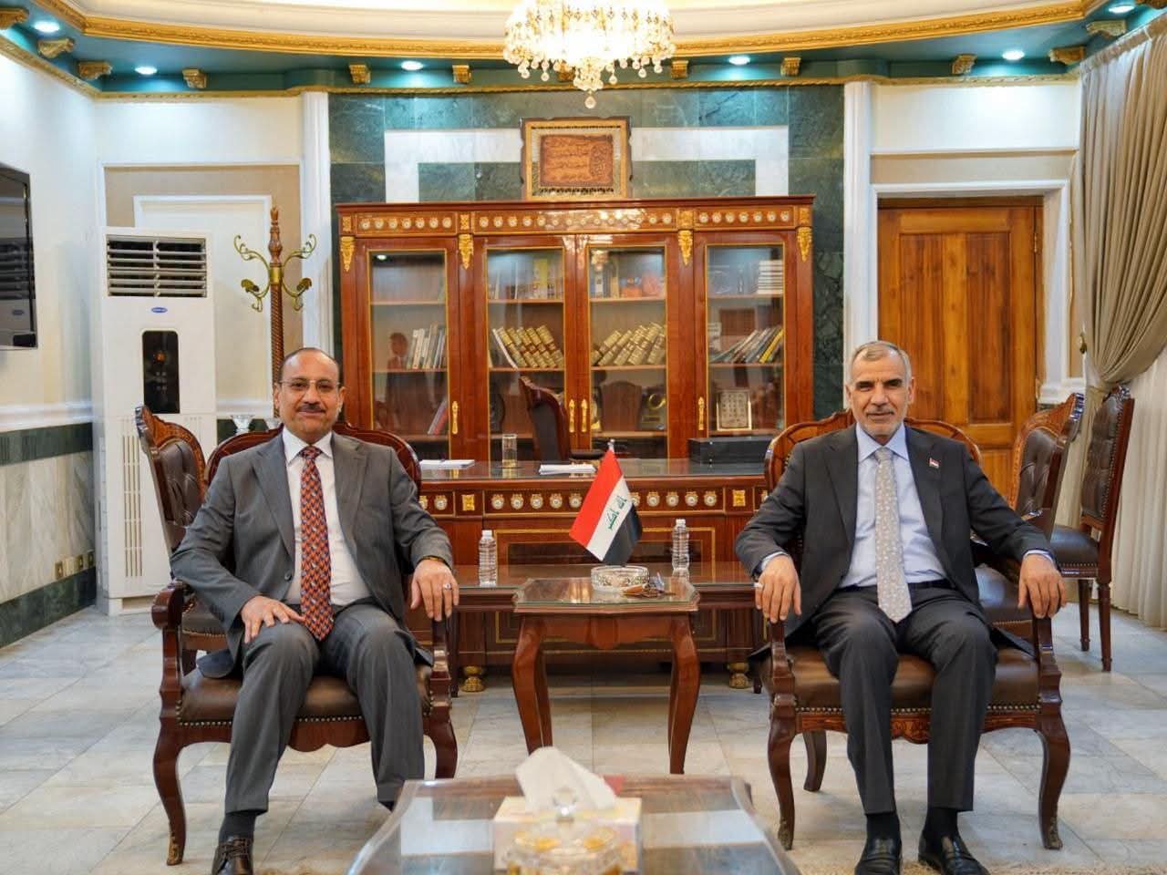 وزير المالية يبحث مع محافظ بغداد تخصيصات العاصمة ضمن موازنة العام المُقبل ٢٠٢٧م
