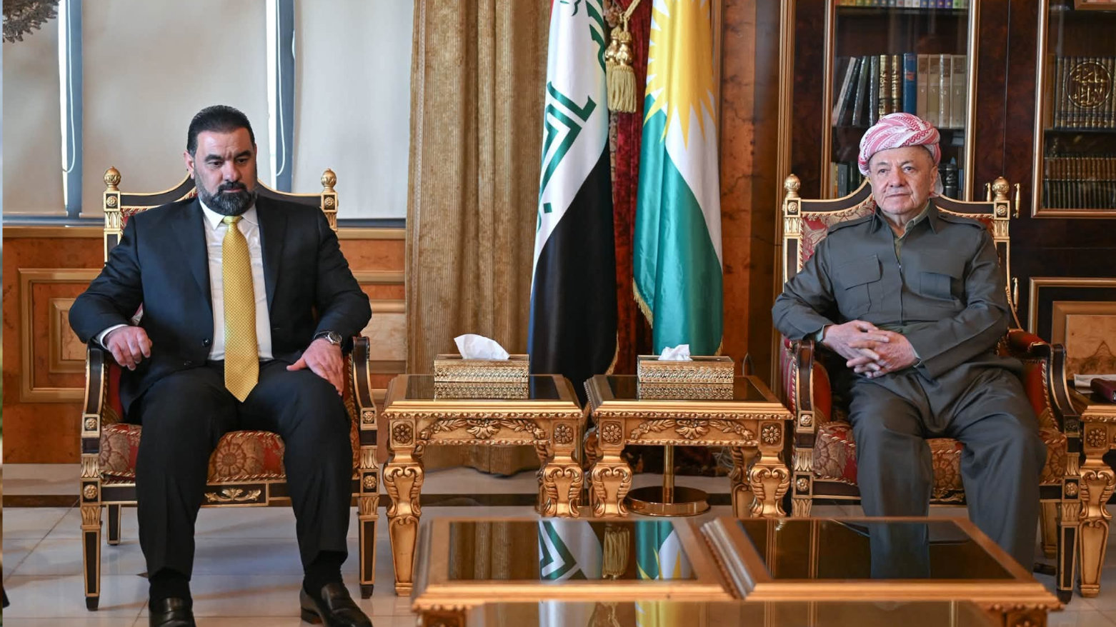 الرئيس مسعود بارزاني يستقبل رئيس مجلس النواب الاتحادي والوفد المرافق له في بيرمام