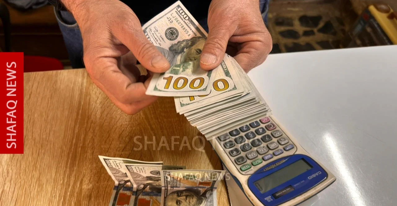 أسعار الدولار تستقر فوق 156 ألف دينار مع إغلاق الأسواق