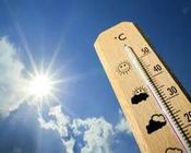 الانواء الجوية : غيوم متفرقة وانخفاض بدرجات الحرارة خلال الايام المقبلة