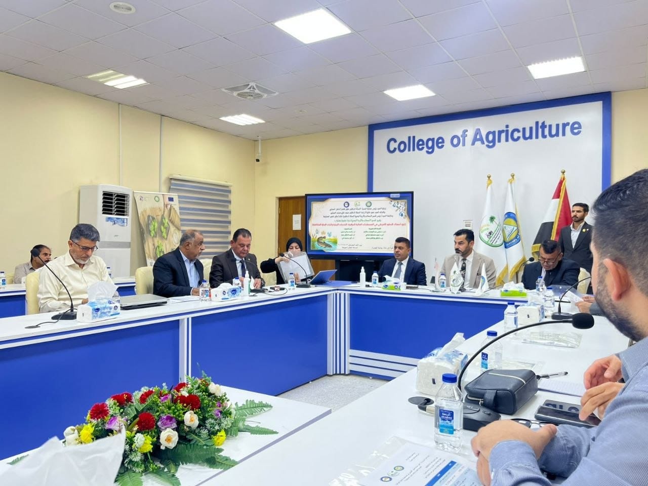 جامعة البصرة تناقش مخاطر غزو اسماك السلور الافريقي للمسطحات المائية العراقية