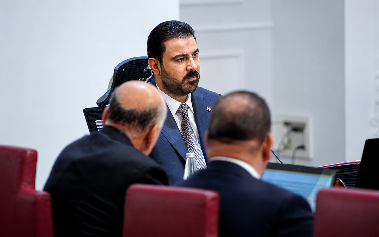الزيدي يتبرع بمليوني دولار و47 مليار دينار لتغطية احتياجات علاجية وتأهيل مستشفيات بغداد