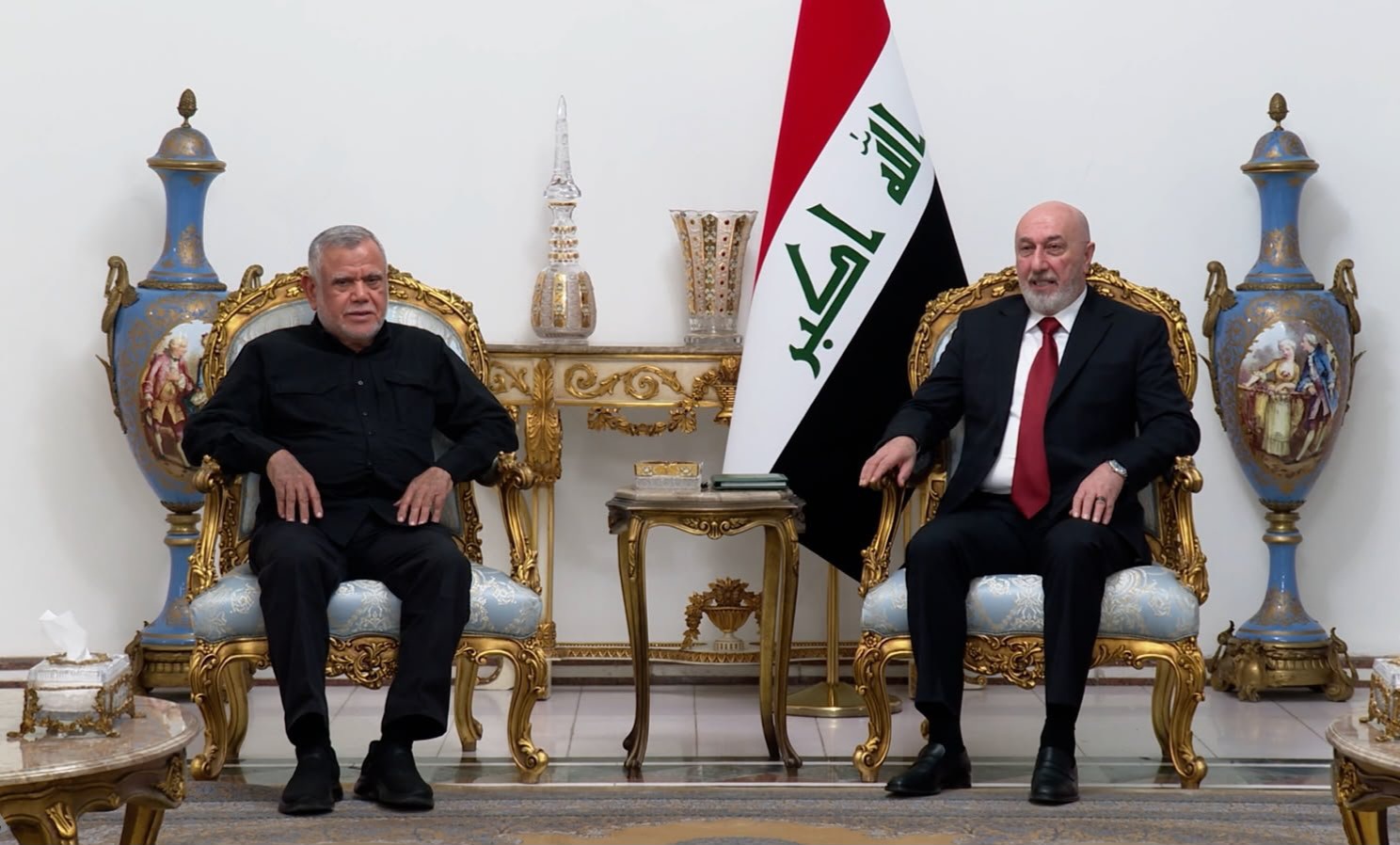 رئيس الجمهورية والعامري يؤكدان ضرورة دعم الحكومة والإسراع في استكمال الكابينة الوزارية