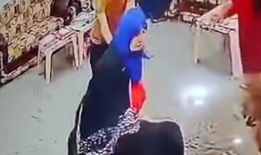 إصابة بالرأس وهروب الجانية.. اعتداء على كادر روضة حكومية في الزبير