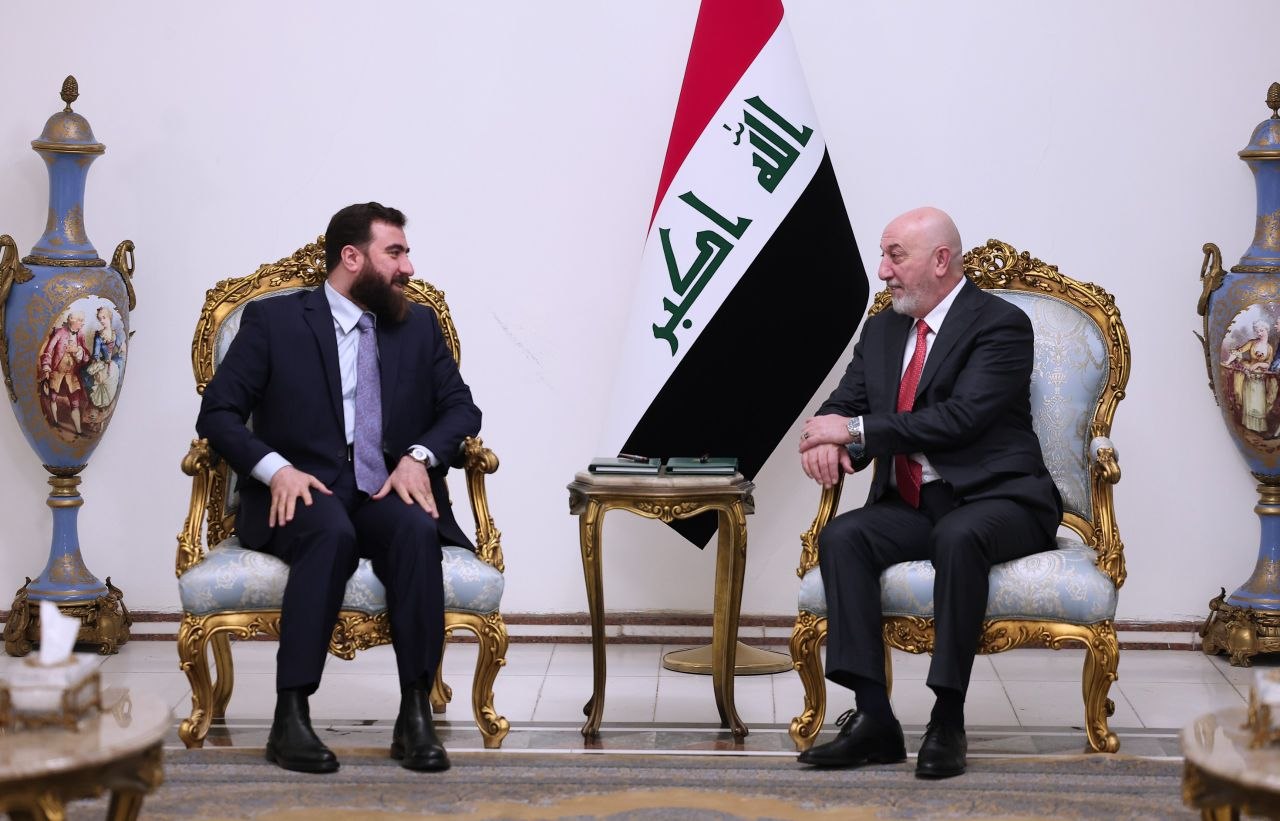 رئيس الجمهورية يؤكد ضرورة ترسيخ التعايش الأهلي والمجتمعي وإرساء قيم المواطنة والتآخي بين مكونات الشعب العراقي