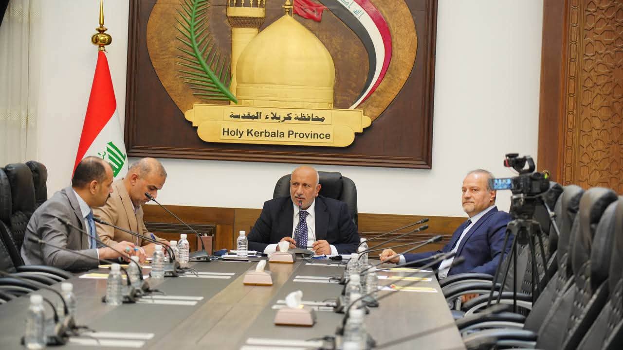 محافظ كربلاء يبحث مع الشركة المنفذة لمشروع ترام كربلاء عملية بدء التنفيذ