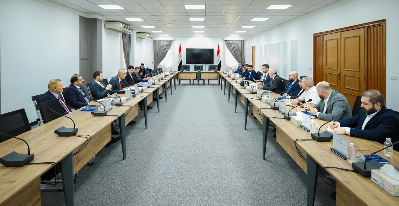 معهد التطوير القضائي يستضيف اجتماعاً عن الرقابة القضائية على عمل اللجان الانضباطية لنقابة الصيادلة