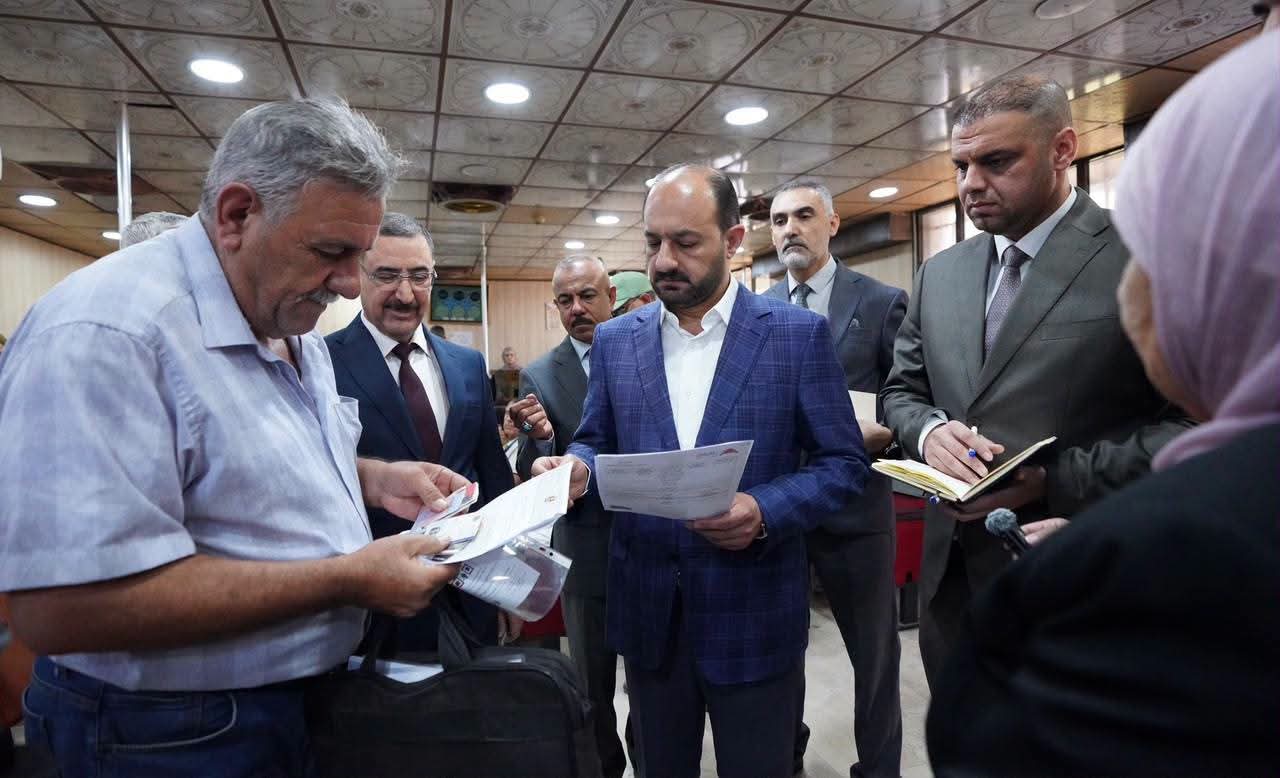 وزير الصناعة والمعادن يُتابع ميدانياً أداء المديرية العامة للتنمية الصناعية ومُستوى الخدمات المُقدّمة لدعم الصناعيين
