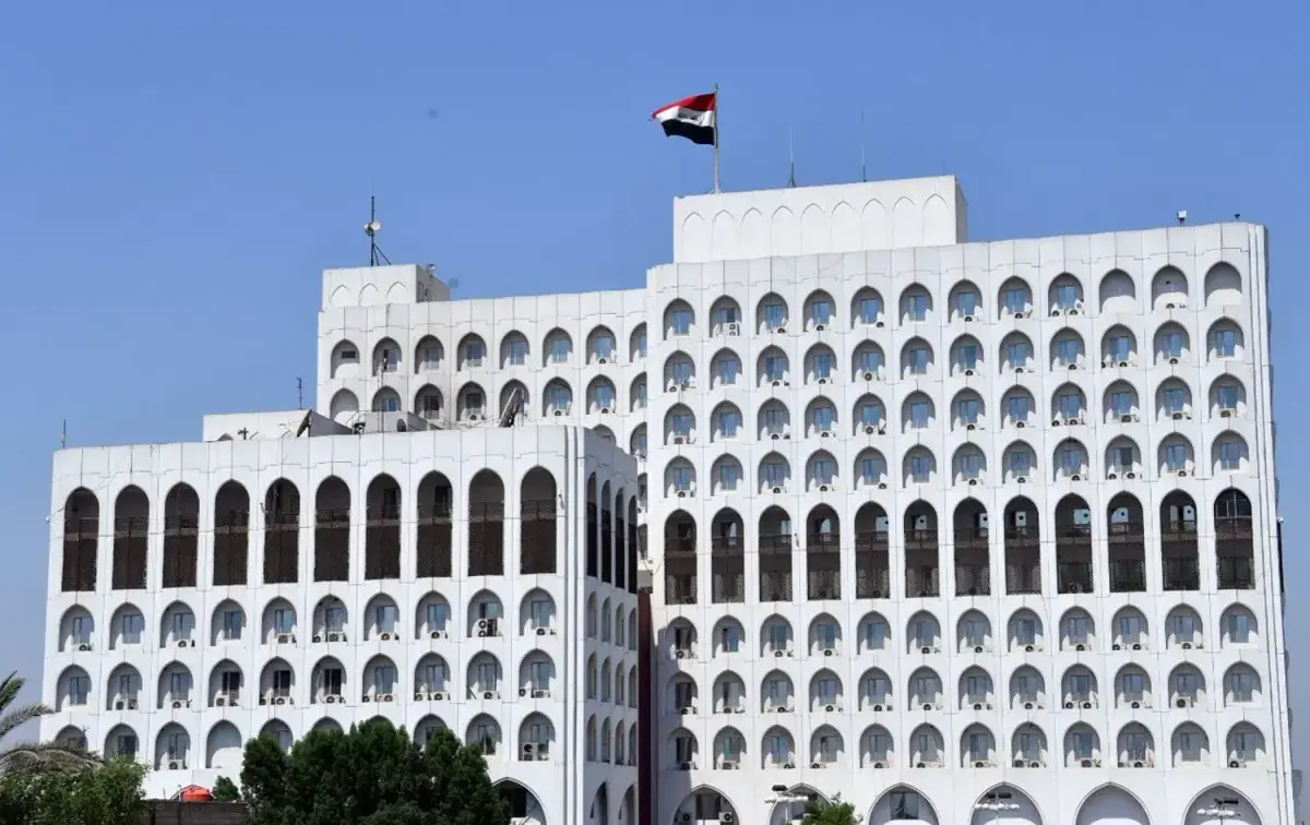الخارجية العراقية ترحب بفرض 12 دولة قيوداً على تجارة السلع مع “الكيان الصهيوني”