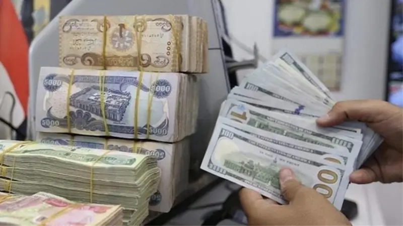 الدولار يتجاوز 1600 دينار في بغداد وأربيل وسط موجة ارتفاع متصاعدة