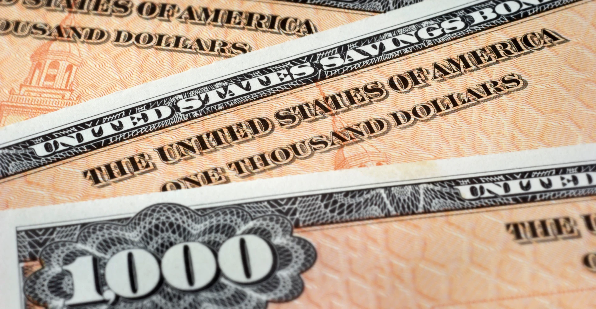 السعودية والإمارات بالقمة عربياً وخروج متواصل للعراق.. أحدث بيانات السندات الأميركية