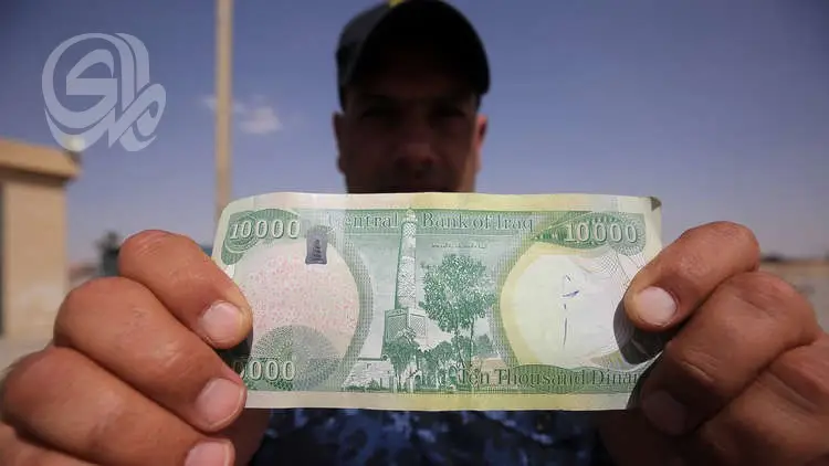 اقتصادي يحذر: بيع أصول الدولة قد يفقد الدينار 40% من قيمته
