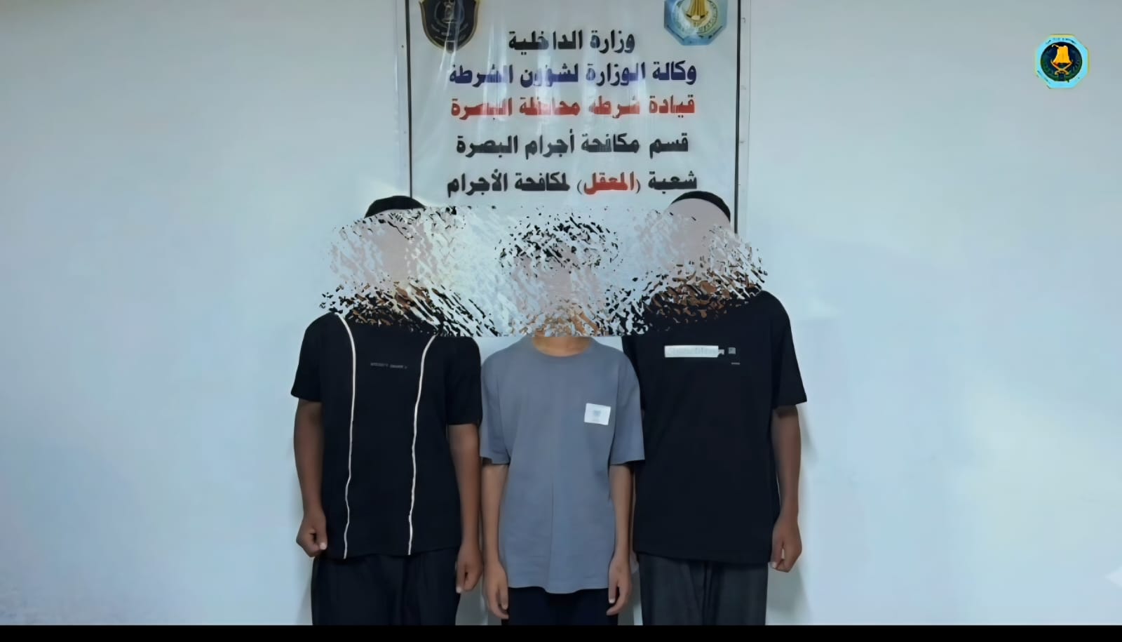 الإطاحة بثلاثة متهمين بسرقة أغطية المنهولات في البصرة