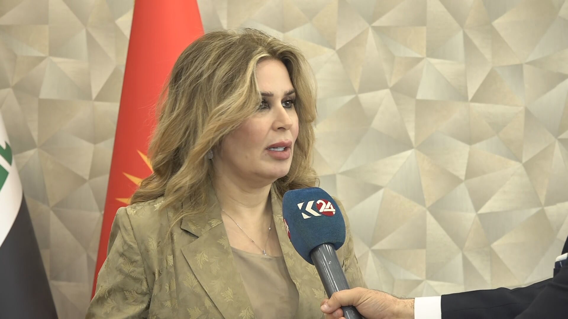 إخلاص الدليمي لكوردستان 24: تثبيت أكثر من 500 ألف موظف عقد يشمل إقليم كوردستان