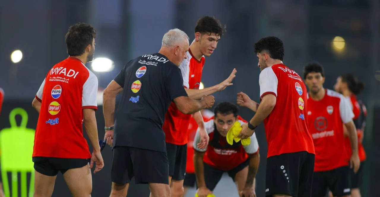 منتخب العراق يبدأ تحضيراته في جدة استعداداً لـ”خليجي 27″