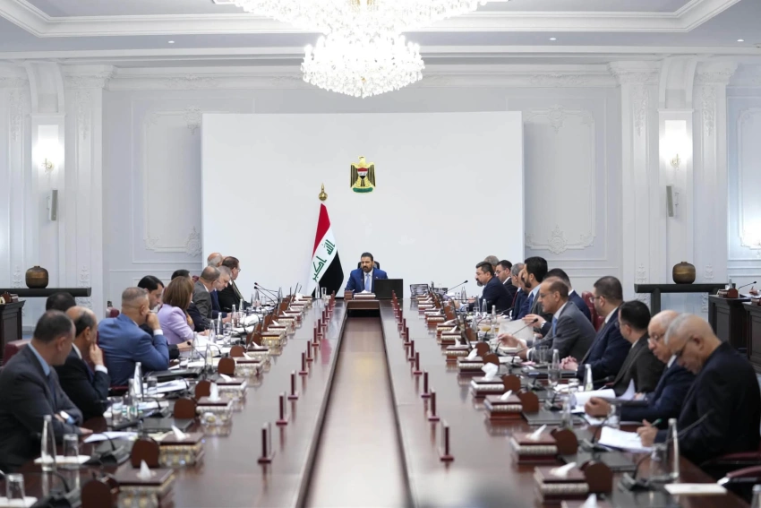 ذا “نيو ريجن”: واشنطن هددت الزيدي بـ”عقوبات” في حال اشغال الوزارات التسعة الشاغرة-عاجل