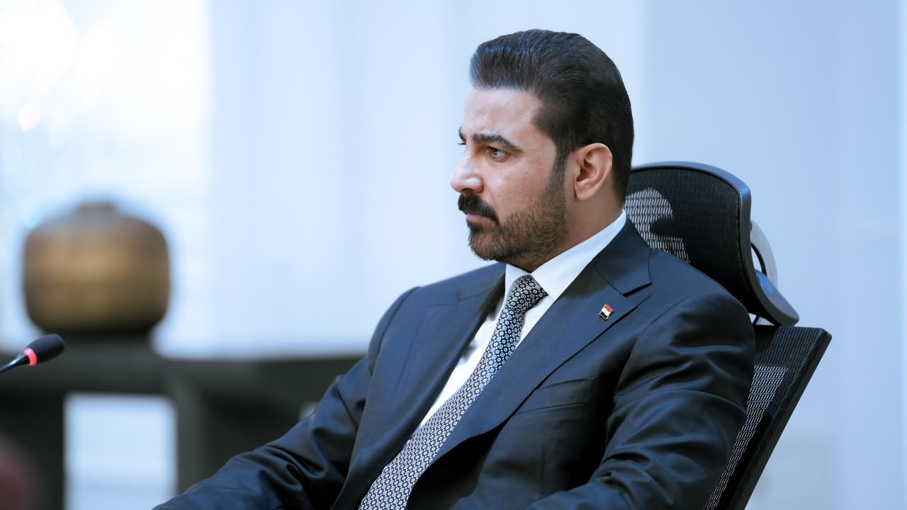 الزيدي: حصر السلاح سيبدأ بفترة 90 يوماً وخسرنا 60% من عائدات النفط
