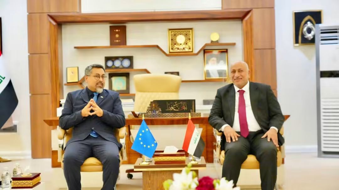 محافظ كربلاء يبحث مع وفد اممي تطوير القطاع السياحي وصناعة التمور