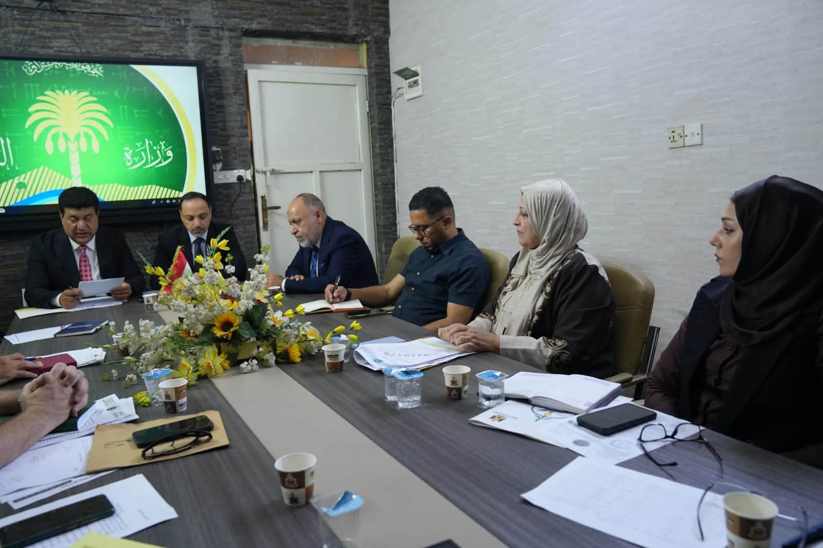 وزارة البيئة تتابع خطوات تنفيذ قرار الحد من الأكياس البلاستيكية