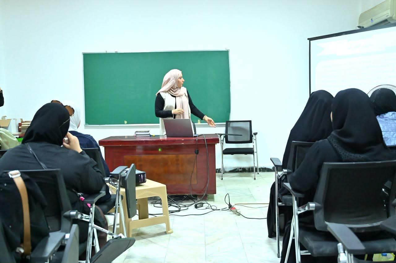 الأثر السلبي لوسائل التواصل الاجتماعي في ورشةٍ توعوية لقسم التأهيل النفسي بوزارة الشباب والرياضة