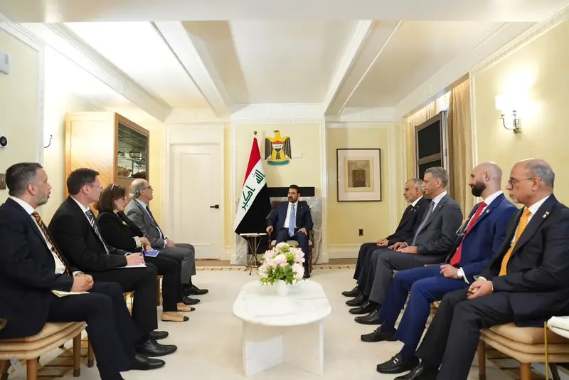 رئيس الوزراء: الحكومة ماضية في إعادة هيكلة المفاصل الأساسية للسياسة المالية في العراق