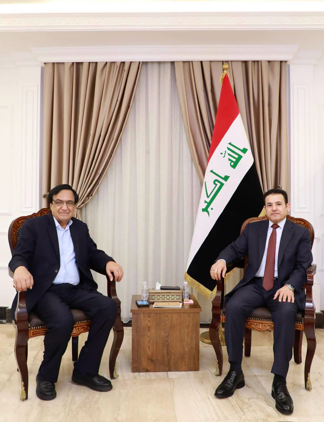 الأعرجي يبحث مع رئيس كتلة الإطار التركماني تطورات المشهد السياسي والأمني في العراق والمنطقة