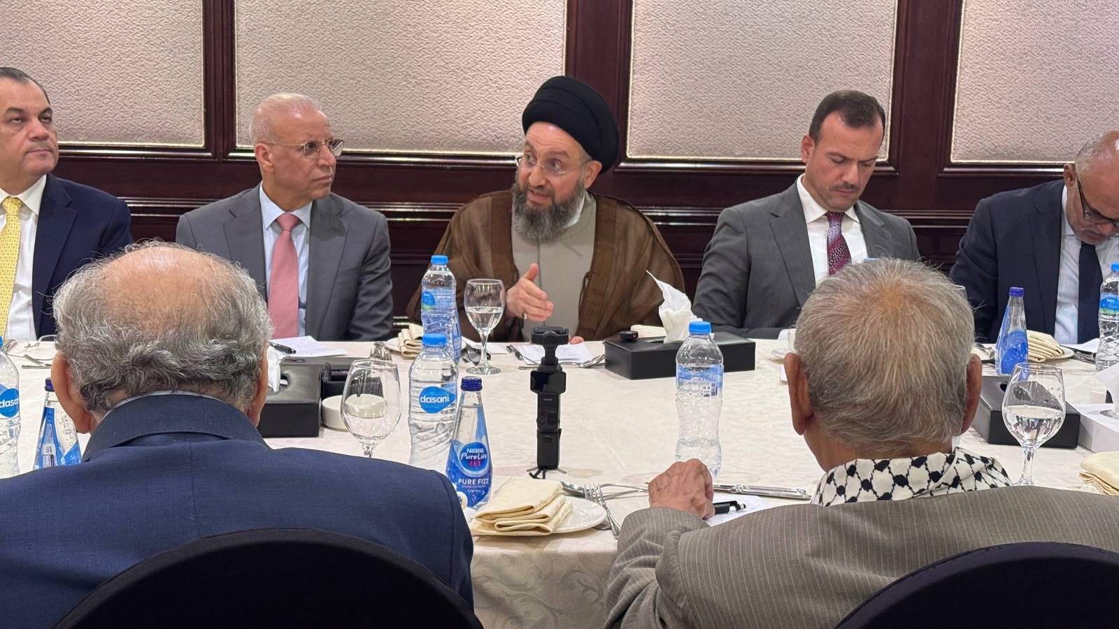 الحكيم يدعو من مصر الى تفاهم (الخمسة الكبار ) في المنطقة