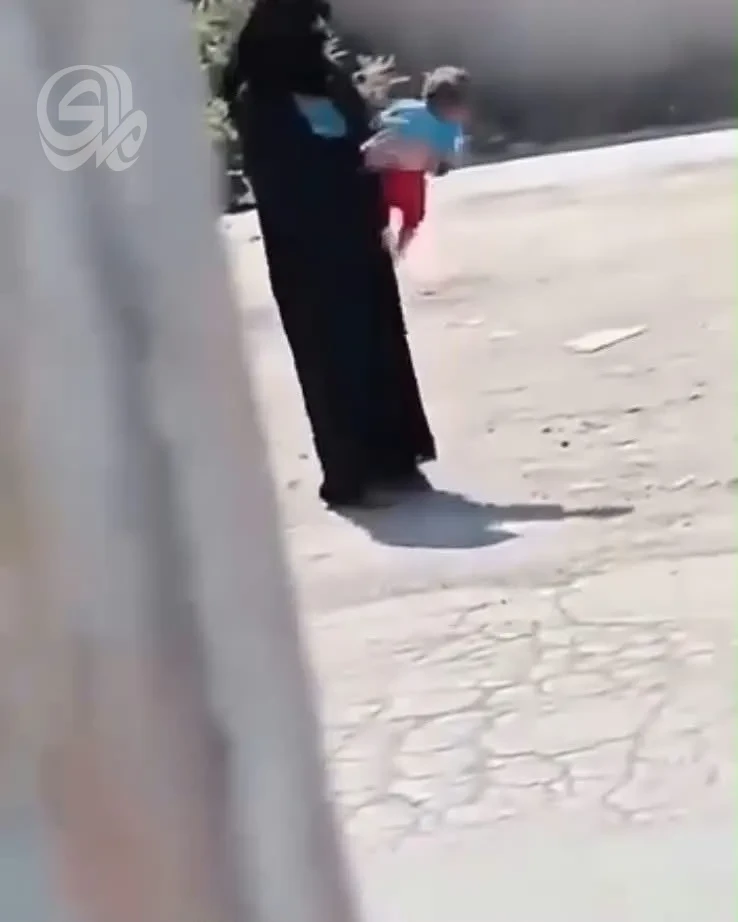 الداخلية تحسم حقيقة فيديو متداول لتعنيف طفل على يد امرأة
