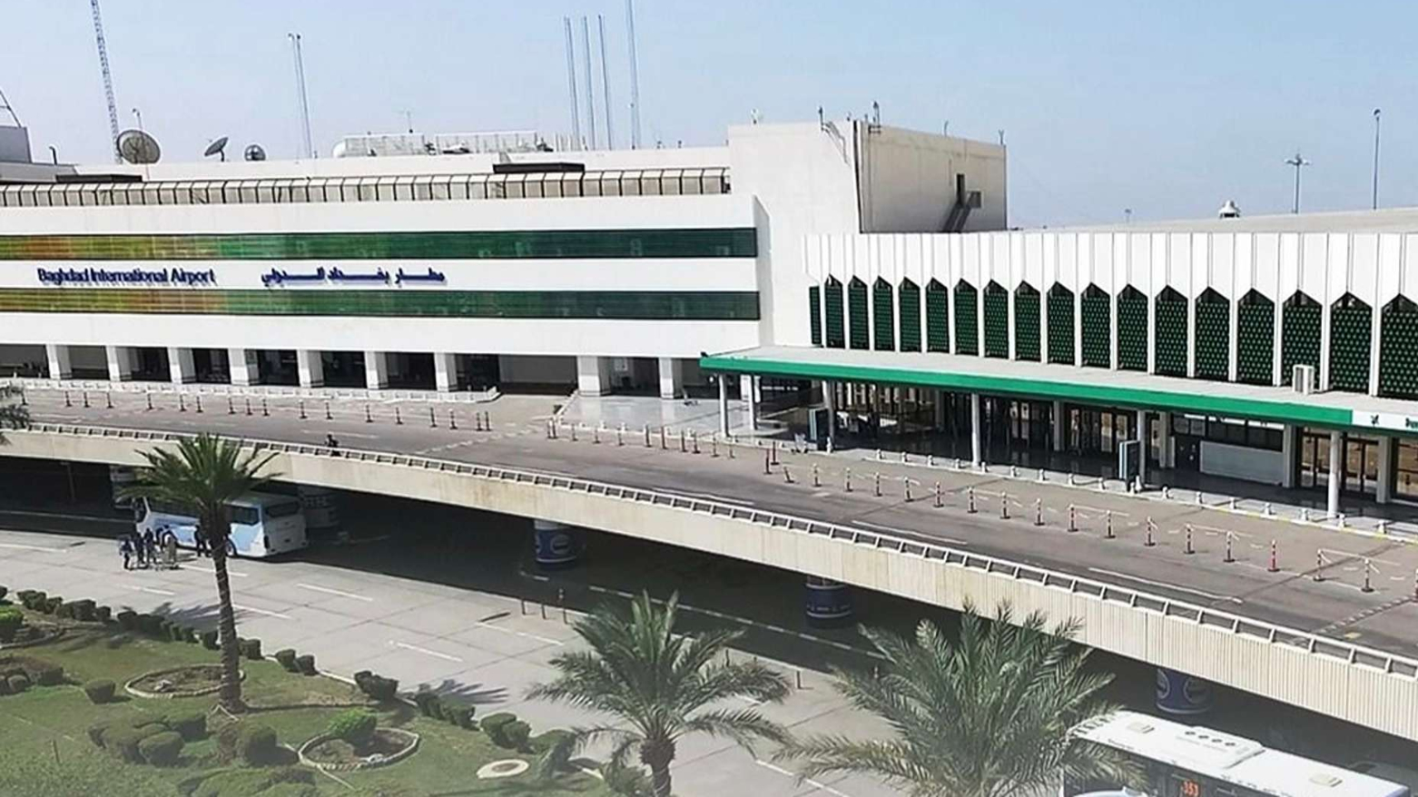 بغداد تحاور واشنطن لاستثناء مطاراتٍ عراقية من عقوبات الطيران الإيراني