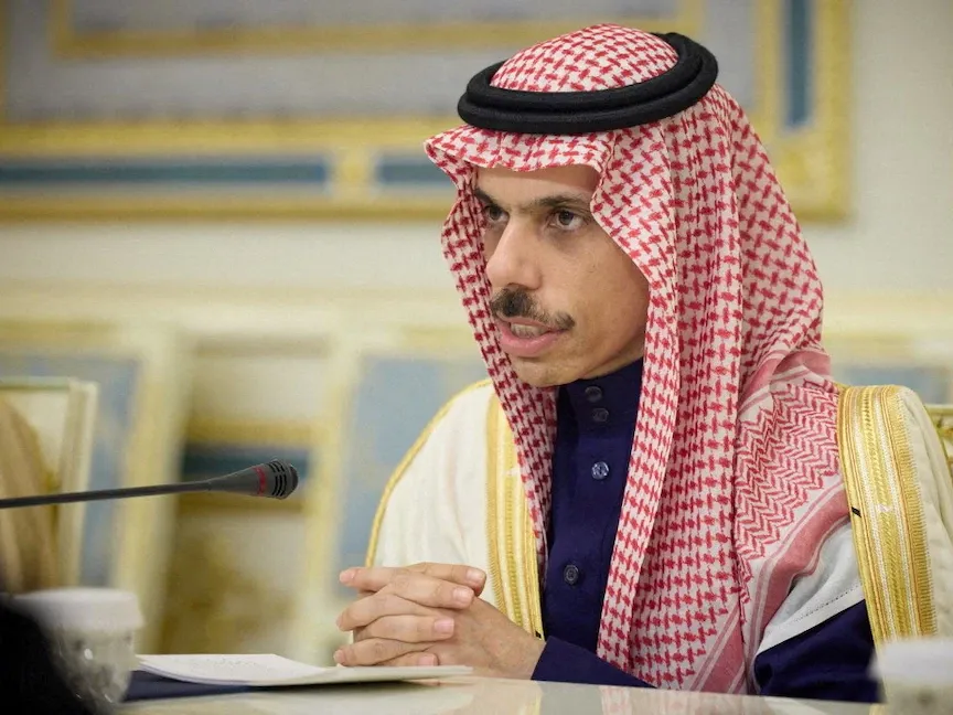 وزير الخارجية السعودي: ندعم الحكومة العراقية في ملف حصر السلاح بيد الدولة