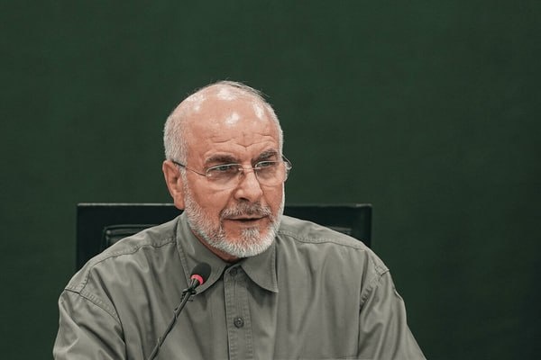 قاليباف: الحصار البحري والجوي سيفشل.. طهران تتحدث عن التخطيط الاقتصادي والردود العسكرية