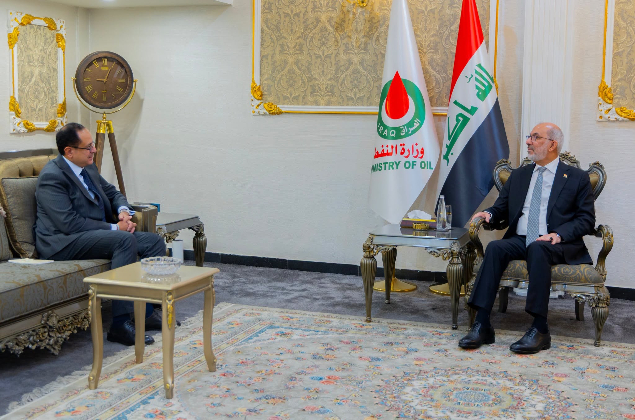 العراق ومصر يبحثان التعاون في مجالات النفط والغاز