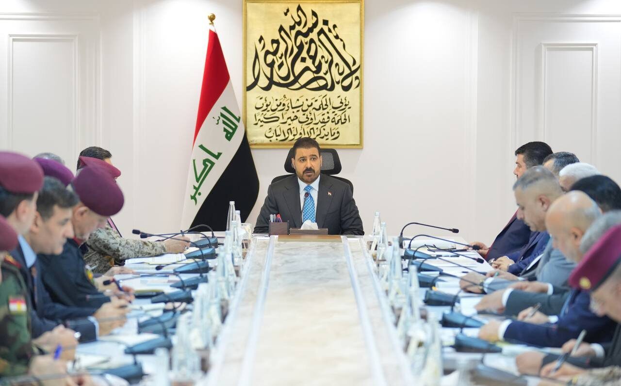 القائد العام: الحكومة ماضية بتحقيق شراكات إقليمية ودولية للتعاون المشترك بعيداً عن سياسة المحاور
